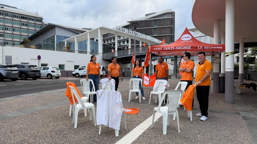 Rassemblement au CHU Sud