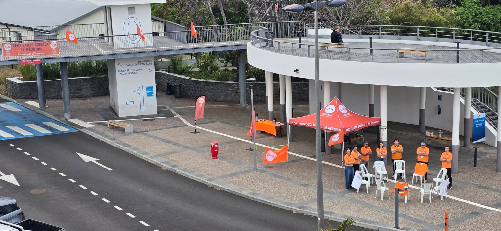 Vue panoramique du rassemblement du 8 septembre